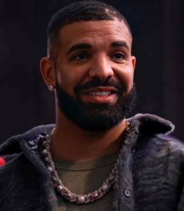 EXCLUSIVE: Drake's New Chain Worth $300K and Has Many Emojis ( Watch ) 