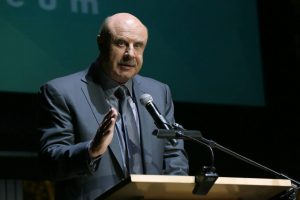 Attorney Calls It "Clickbait" As "Dr. Phil" Accused Of Racism & Verbal Abuse In Exposé (Report)