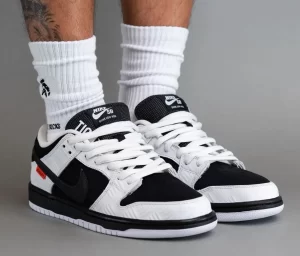 Nike SB Dunk Low x TIGHTBOOTH New On-Foot Photos