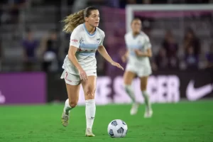 Kealia Watt Biography, family, career, Net Worth 2023. Explore Kealia Watt’s journey from early life to soccer stardom and discover her net worth in 2023. Dive into the success story!